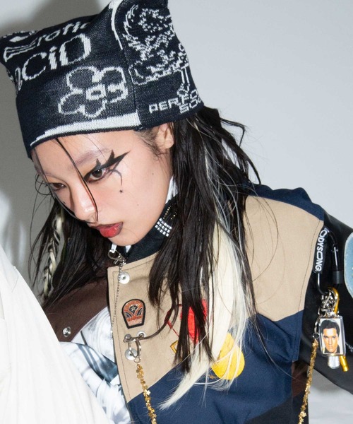 bodysong.(ボディソング)の「PATCHWORK KNITTED CAP(ニットキャップ/ビーニー・レディース・レッド/ホワイト/ブラック・FREE)」の3枚目の写真