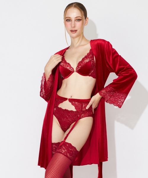 ANNEBRA（アンブラ）の「Velvet ベロア×レースガウン（ガウン/バスローブ・レディース・ダークグリーン/ワインレッド/レッド/ブラック・F）」の3枚目の写真