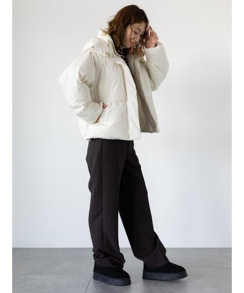 Lugnoncure(ルノンキュール)の「リブタートルニット(ニット/セーター・レディース・オフホワイト/ブラック/レッド・F)」の21枚目の写真