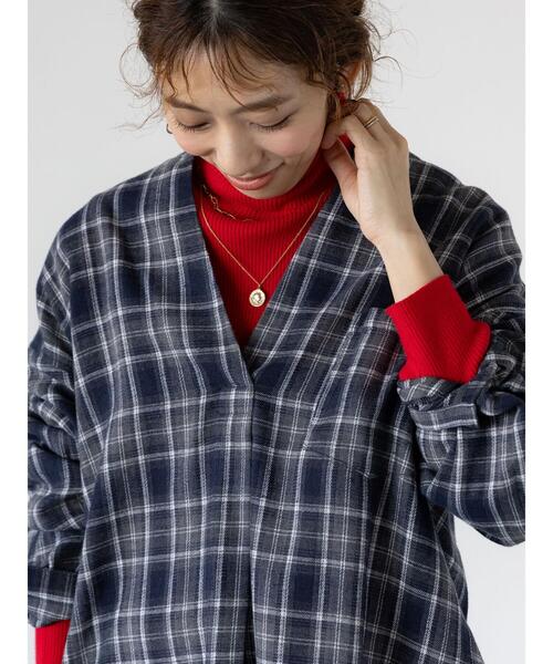 Lugnoncure(ルノンキュール)の「リブタートルニット(ニット/セーター・レディース・オフホワイト/ブラック/レッド・F)」の14枚目の写真