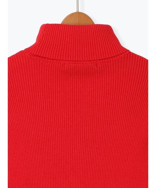 Lugnoncure(ルノンキュール)の「リブタートルニット(ニット/セーター・レディース・オフホワイト/ブラック/レッド・F)」の5枚目の写真