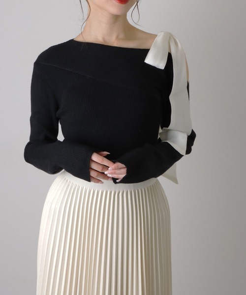 LAULEN（ローレン）の「ribbon off shoulder knit pullover /肩リボン オフショルダー ニット（ニット/セーター・レディース・ブラウン/レッド/ブラック・FREE）」の8枚目の写真