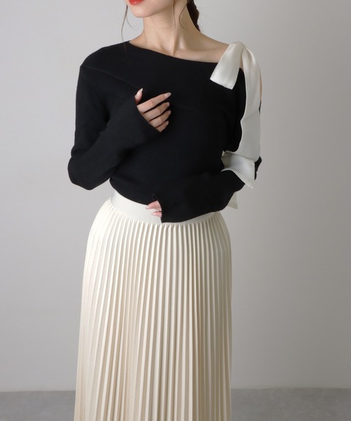 LAULEN（ローレン）の「ribbon off shoulder knit pullover /肩リボン オフショルダー ニット（ニット/セーター・レディース・ブラウン/レッド/ブラック・FREE）」の9枚目の写真