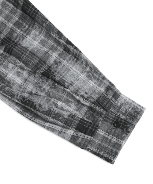 Figments（フィグメンツ）の「フェイクレイヤードチェックシャツ（シャツ/ブラウス・レディース・ブラック/ブラウン・FREE）」の9枚目の写真