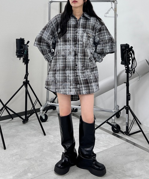 Figments（フィグメンツ）の「フェイクレイヤードチェックシャツ（シャツ/ブラウス・レディース・ブラック/ブラウン・FREE）」の17枚目の写真