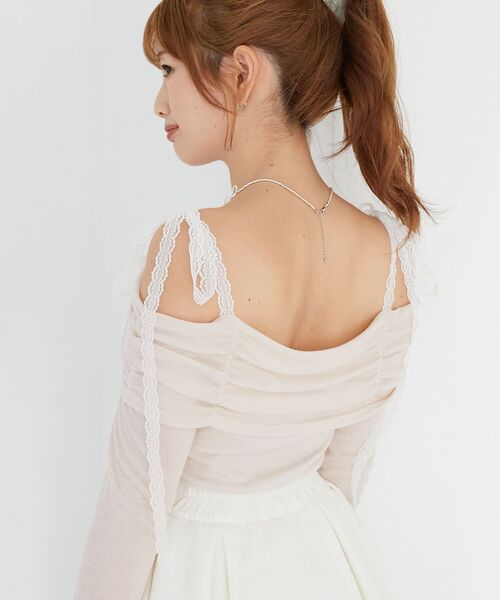 MAJESTIC LEGON(マジェスティックレゴン)の「レースリボン2wayオフショルトップス(Tシャツ/カットソー・レディース・ブラック/グレー/アイボリー/ピンク・MEDIUM)」の5枚目の写真