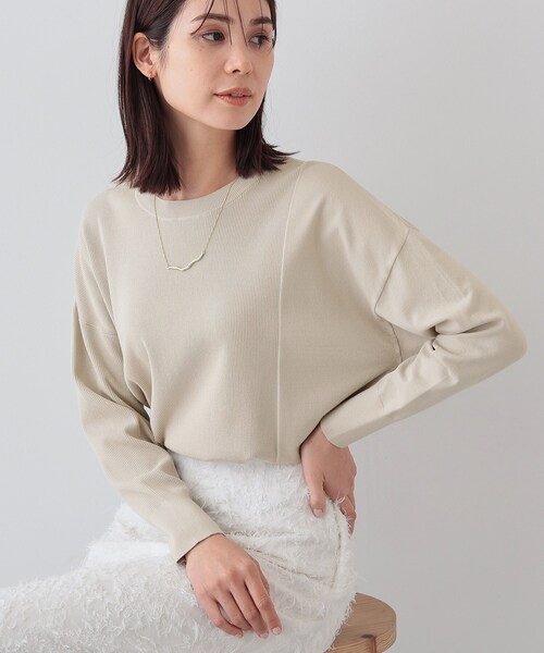 INDIVI（インディヴィ）の「【洗える】アシメデザイン ドルマンスリーブニット（ニット/セーター・レディース・ベージュ/ライトグリーン/アイボリー/スモーキーグリーン系/チャコールグレー・05/13/15 /34/38/19）」の3枚目の写真