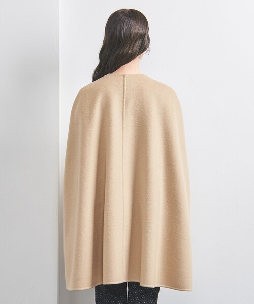 UNITED ARROWS（ユナイテッドアローズ）の「カシミヤ リバー ケープ（ポンチョ・レディース・ベージュ・38/36）」の13枚目の写真