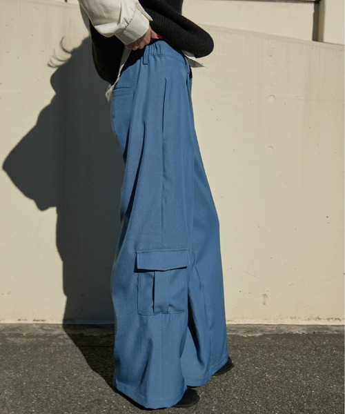 MERLOT(メルロー)の「ローサイドポケットカーゴスラックス(スラックス・レディース・ベージュ/ブルー・FREE)」の4枚目の写真