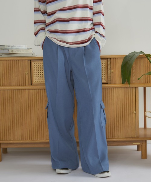 MERLOT(メルロー)の「ローサイドポケットカーゴスラックス(スラックス・レディース・ベージュ/ブルー・FREE)」の10枚目の写真