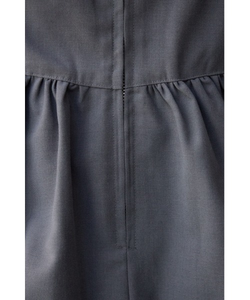 AZUL by moussy（アズールバイマウジー）の「フロントジップバルーンキャミ（キャミソール・レディース・グレー/ブラック系その他/ブラック・FREE）」の6枚目の写真