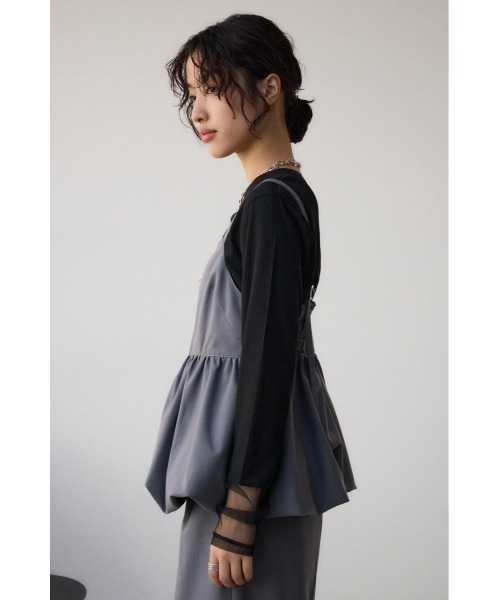 AZUL by moussy（アズールバイマウジー）の「フロントジップバルーンキャミ（キャミソール・レディース・グレー/ブラック系その他/ブラック・FREE）」の9枚目の写真