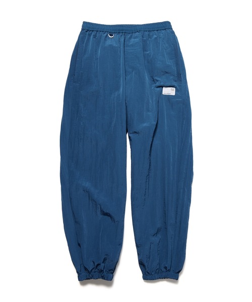 uniform experiment(ユニフォームエクスペリメント)の「CRYSTAL NYLON LOOSE FIT JOGGER PANTS(その他パンツ・メンズ・ブラック/グレー/イエロー/ネイビー・3/2/1/4)」の4枚目の写真