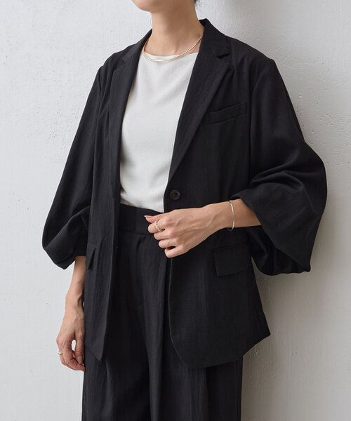 LIVETART（リヴェタート）の「《LIVETART》袖リブジャケット（テーラードジャケット・レディース・ブラック/ピンクベージュ・FREE）」の2枚目の写真