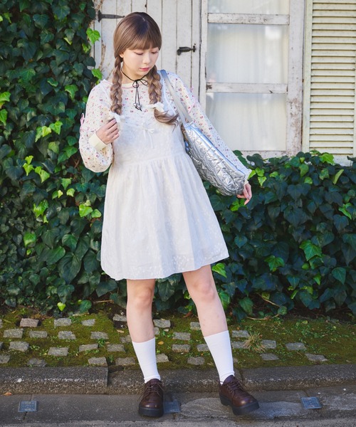 kutir（クティール）の「小花柄ワッフルリボンロンT/サーマルロンT（Tシャツ/カットソー・レディース・グレー/アイボリー/ホワイト・FREE）」の17枚目の写真