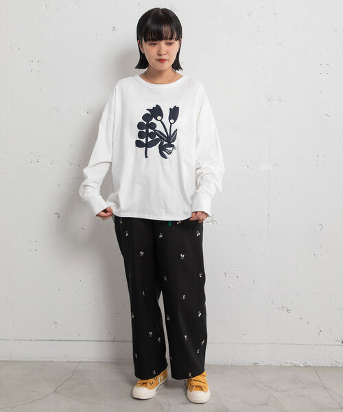 POU DOU DOU（プードゥドゥ）の「発泡プリントボタニカルイラストトップス（Tシャツ/カットソー・レディース・ラベンダー/オフホワイト/キナリ・M）」の8枚目の写真