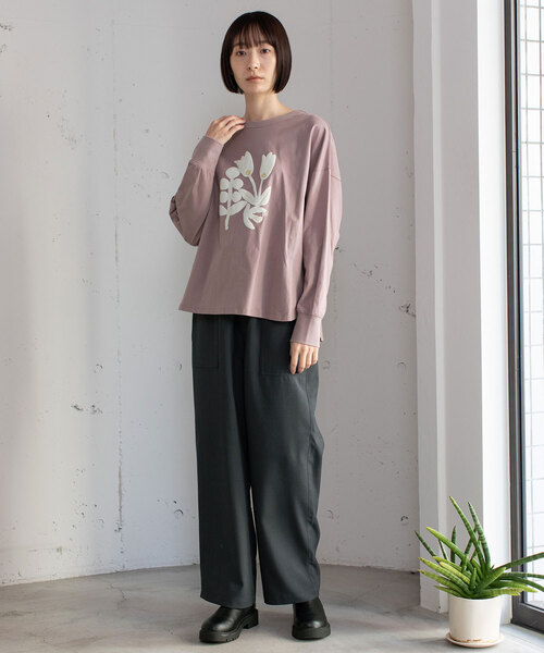 POU DOU DOU（プードゥドゥ）の「発泡プリントボタニカルイラストトップス（Tシャツ/カットソー・レディース・ラベンダー/オフホワイト/キナリ・M）」の16枚目の写真