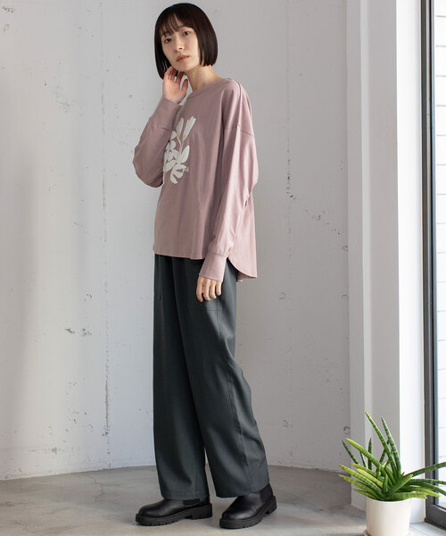 POU DOU DOU（プードゥドゥ）の「発泡プリントボタニカルイラストトップス（Tシャツ/カットソー・レディース・ラベンダー/オフホワイト/キナリ・M）」の17枚目の写真