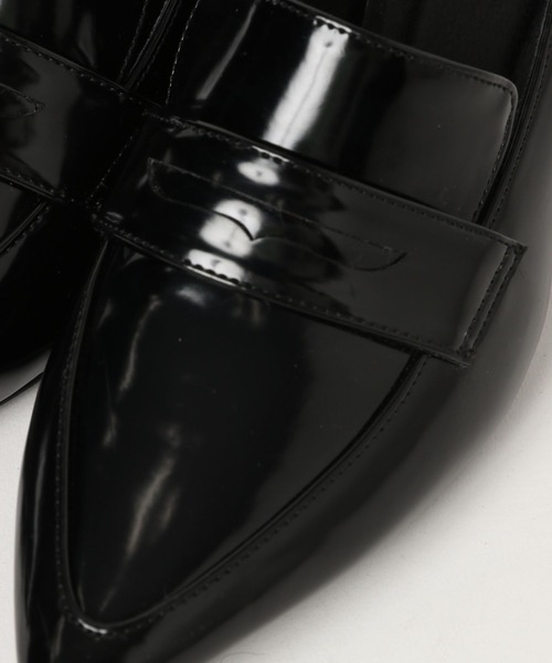 A part by（アパートバイ）の「ポインテッドトゥローファーパンプス（パンプス・レディース・ブラック/ブラウン・LARGE/MEDIUM）」の5枚目の写真