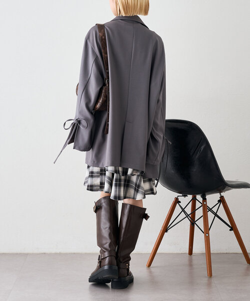 w closet（ダブルクローゼット）の「ティアードフリルミニワンピース（チュニック・レディース・ブラック/ブラウン/オフホワイト・FREE）」の8枚目の写真