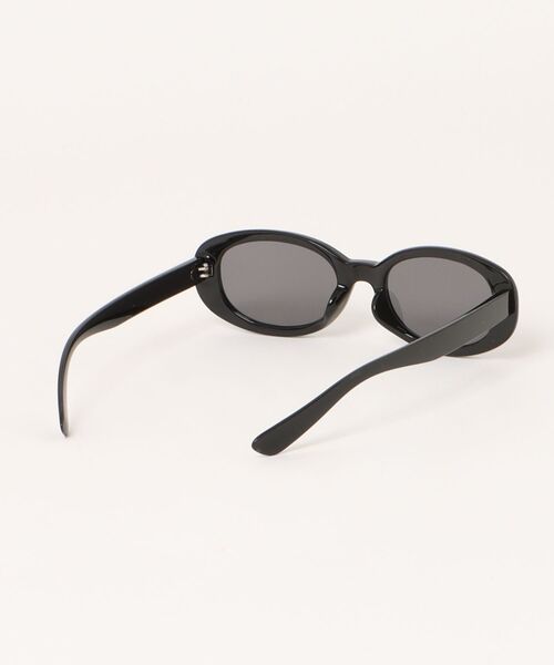 Revo.(レボ)の「OVAL FLAME SUNGLASSES / オーバル型 サングラス クリアフレーム UVカット(サングラス・レディース・グレー/オフホワイト/ブラック/ブラウン系その他/ブラウン・FREE)」の7枚目の写真