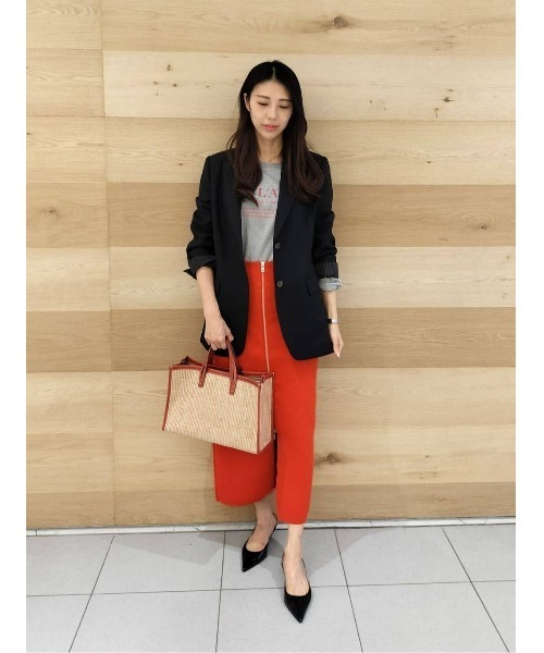 allureville(アルアバイル)の「リネンライクテーラードジャケット(テーラードジャケット・レディース・ベージュ/ネイビー・1/2)」の21枚目の写真