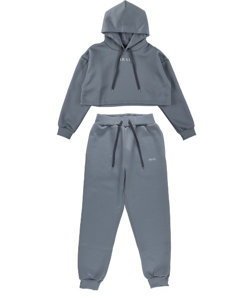 IRAL(アイラル)の「【セットアイテム】CROPPED HOODIE SET UP(パーカー・レディース・ブラック/ブルー・FREE)」の9枚目の写真