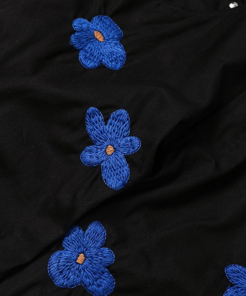 NOMA t.d.(ノーマティーディー)の「Floral Hand Embroidery Pants(デニムパンツ・メンズ・ブラック/インディゴブルー・2/3)」の7枚目の写真