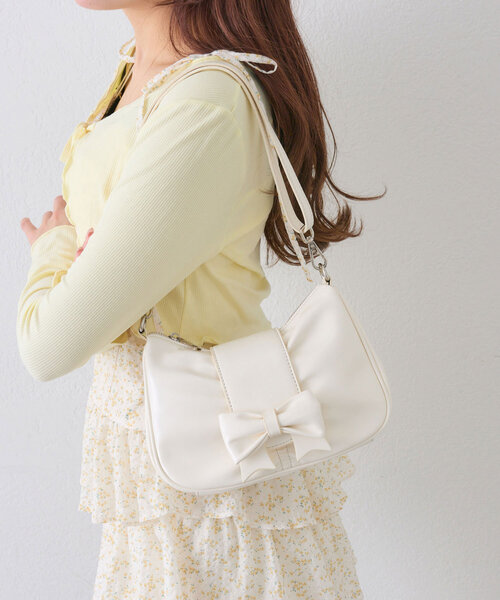 OLIVE des OLIVE（オリーブデオリーブ）の「ビックリボン付きホーボーバッグ（ショルダーバッグ・レディース・サックスブルー/アイボリー/キャメル・FREE）」の2枚目の写真