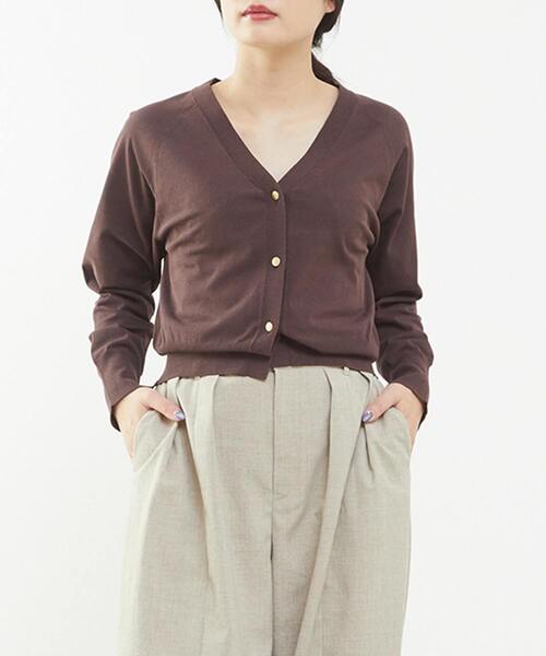 Tiara(ティアラ)の「ゴールドボタンカーディガン(カーディガン/ボレロ・レディース・レッド/ホワイト/ブラウン・FREE)」の3枚目の写真