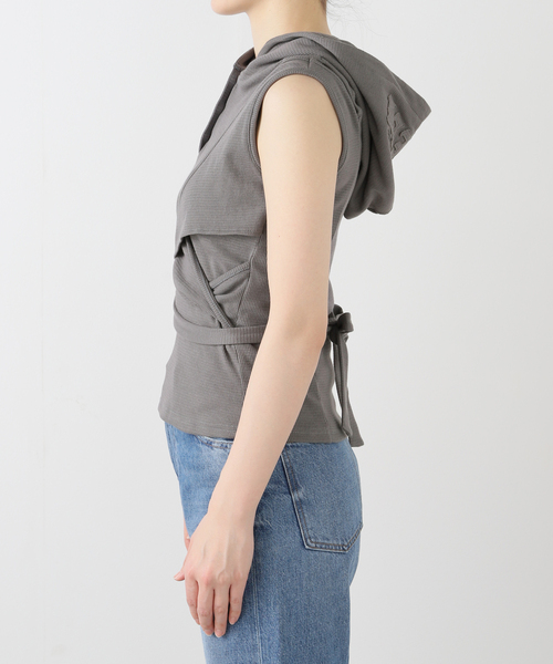 PULP/417EDIFICE(パルプフォーワンセブンエディフィス)の「【Geek Office / ギークオフィス】 エルイーイーワイ STRAP HOODED SLEEVELESS TOP(Tシャツ/カットソー・レディース・チャコールグレー/ブラック・FREE)」の9枚目の写真