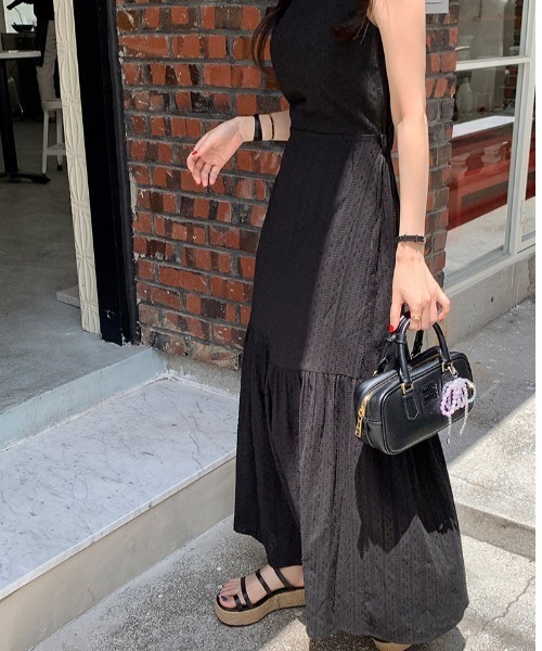 FREE STYLISTS(フリー スタイリスト)の「YUGA_YGMC Tiered flare dress(ワンピース・レディース・ホワイト/ブラック・FREE)」の22枚目の写真