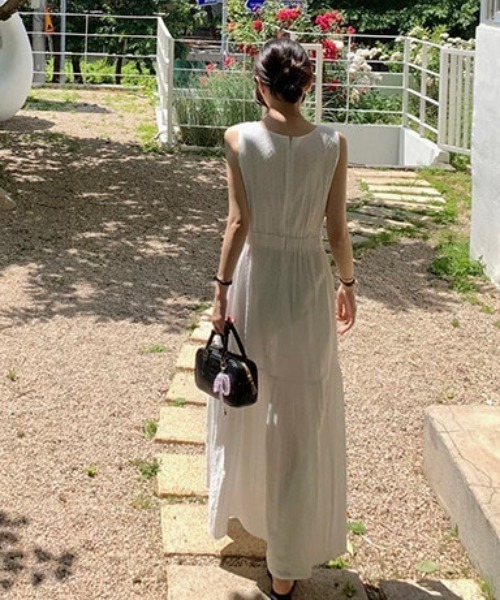 FREE STYLISTS(フリー スタイリスト)の「YUGA_YGMC Tiered flare dress(ワンピース・レディース・ホワイト/ブラック・FREE)」の7枚目の写真