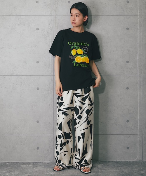 ANOTHER S（アナザーエス）の「綿100％プリントフォトTシャツ（Tシャツ/カットソー・レディース・ブラック系2/ホワイト系3/ホワイト系2/ホワイト系1/ブラック系3/ブラック系1・M）」の21枚目の写真
