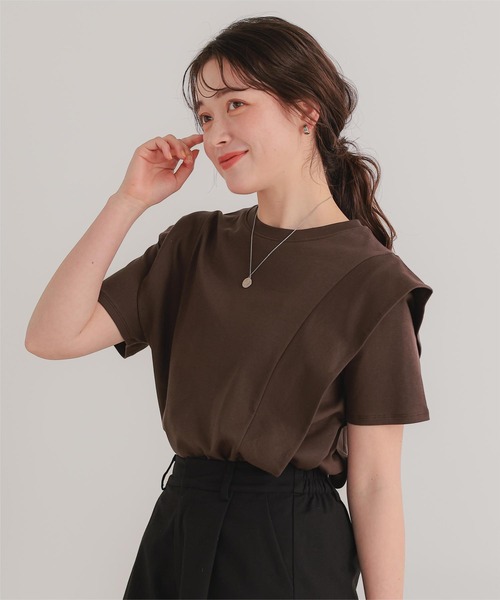 titivate(ティティベイト)の「汗染み防止ラッフルスリーブTシャツ(Tシャツ/カットソー・レディース・ブラック/グレー/ホワイト/チャコール/ブラウン/ブルーグレー/ライトイエロー/グレイッシュベージュ・S/M/L)」の6枚目の写真