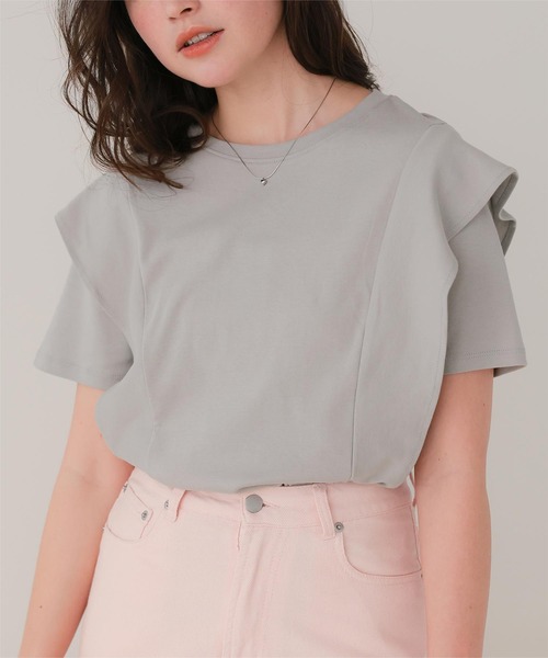 titivate(ティティベイト)の「汗染み防止ラッフルスリーブTシャツ(Tシャツ/カットソー・レディース・ブラック/グレー/ホワイト/チャコール/ブラウン/ブルーグレー/ライトイエロー/グレイッシュベージュ・S/M/L)」の4枚目の写真