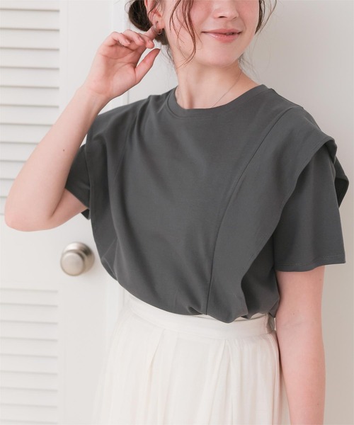 titivate(ティティベイト)の「汗染み防止ラッフルスリーブTシャツ(Tシャツ/カットソー・レディース・ブラック/グレー/ホワイト/チャコール/ブラウン/ブルーグレー/ライトイエロー/グレイッシュベージュ・S/M/L)」の9枚目の写真