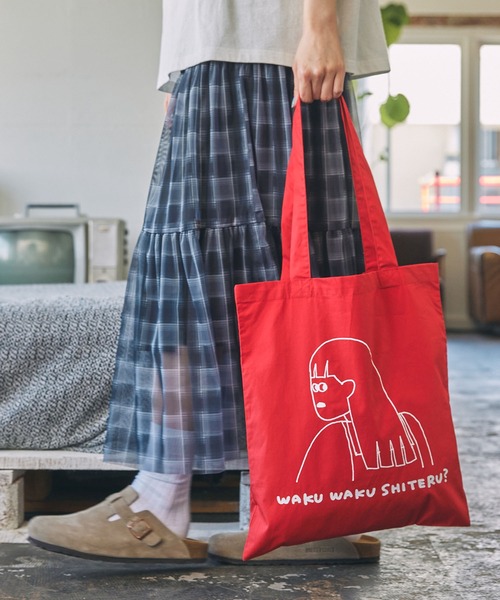 MONO-MART LADY'S（モノマートレディース）の「【ナガシま モモ】コラボ イラスト カラフル トートバッグ（トートバッグ・レディース・レッド/グリーン/オレンジ/ブルー/ブラック・FREE）」の4枚目の写真