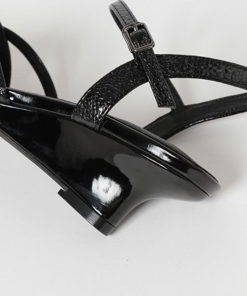 JEANASIS（ジーナシス）の「ホソベルトヒールサンダル/327409（サンダル・レディース・パイソン/シルバー系その他/ブラック・LARGE/MEDIUM）」の5枚目の写真