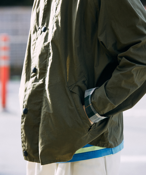 Barbour(バブアー)の「BARBOUR / バブアー TRANSPORT COATED COTTON MCA1019(その他アウター・メンズ・ブラック/カーキ・MEDIUM/LARGE)」の13枚目の写真