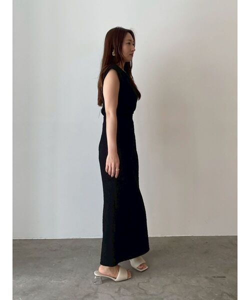 LAGUNAMOON（ラグナムーン）の「2WAYシャーリングトップス（Tシャツ/カットソー・レディース・グリーン系その他/アイボリー/ブラック・FREE）」の6枚目の写真