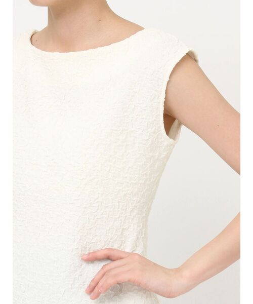 LAGUNAMOON（ラグナムーン）の「2WAYシャーリングトップス（Tシャツ/カットソー・レディース・グリーン系その他/アイボリー/ブラック・FREE）」の17枚目の写真