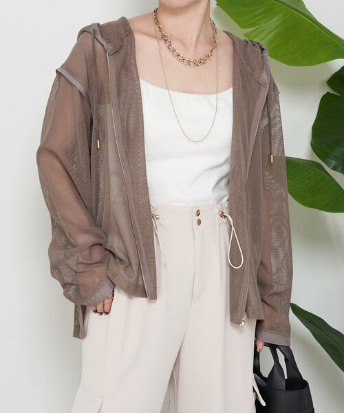 Jena espace merveilleux(ジェナ エスパスメルヴェイユ)の「メッシュラインパーカー(パーカー・レディース・グレー/ブラック/オフホワイト・FREE)」の3枚目の写真