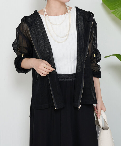 Jena espace merveilleux(ジェナ エスパスメルヴェイユ)の「メッシュラインパーカー(パーカー・レディース・グレー/ブラック/オフホワイト・FREE)」の16枚目の写真