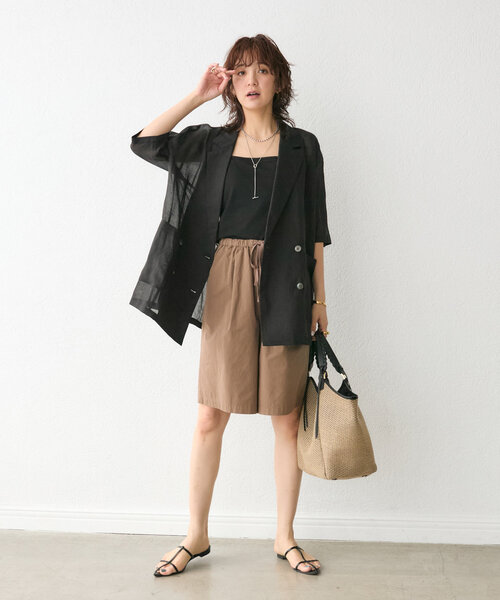 RIVE DROITE（リヴドロワ）の「【程よい透け感が魅力】ラミーハーフスリーブジャケット（テーラードジャケット・レディース・モカ/サックスブルー/ブラック・FREE）」の5枚目の写真