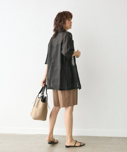 RIVE DROITE（リヴドロワ）の「【程よい透け感が魅力】ラミーハーフスリーブジャケット（テーラードジャケット・レディース・モカ/サックスブルー/ブラック・FREE）」の7枚目の写真