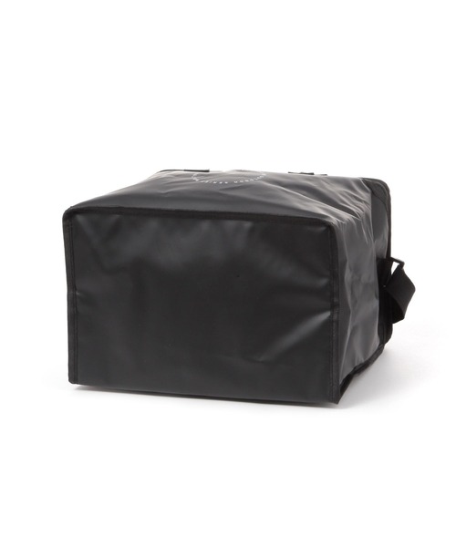 LAKOLE（ラコレ）の「ターポリン保冷バッグ(M) / 327862（アウトドアグッズ・レディース・ベージュ/ブラック/ネイビー・FREE）」の13枚目の写真