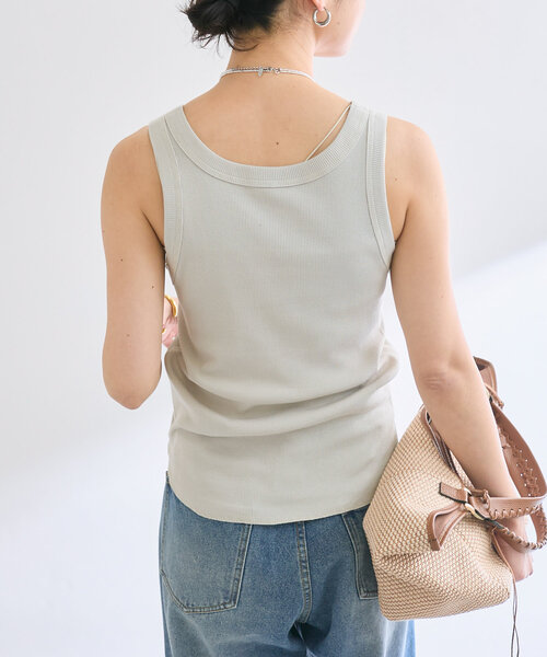 RIVE DROITE（リヴドロワ）の「【2way仕様】テレコ2WAYタンク（キャミソール・レディース・ブラウン/オレンジ/グレイッシュベージュ/オフホワイト・FREE）」の6枚目の写真