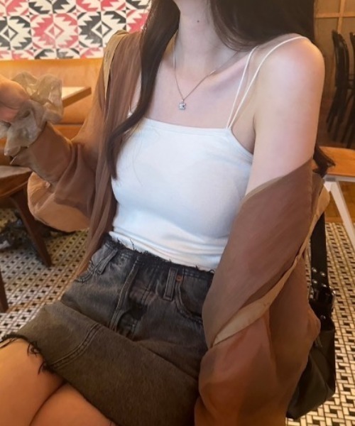 nemne store(ネンネストア)の「カップ付きインナーキャミソール(キャミソール・レディース・ホワイト系/ブラック系/サックスブルー系/レッド系・SMALL/MEDIUM)」の5枚目の写真