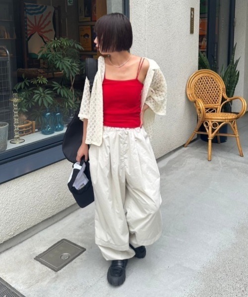 nemne store(ネンネストア)の「カップ付きインナーキャミソール(キャミソール・レディース・ホワイト系/ブラック系/サックスブルー系/レッド系・SMALL/MEDIUM)」の13枚目の写真